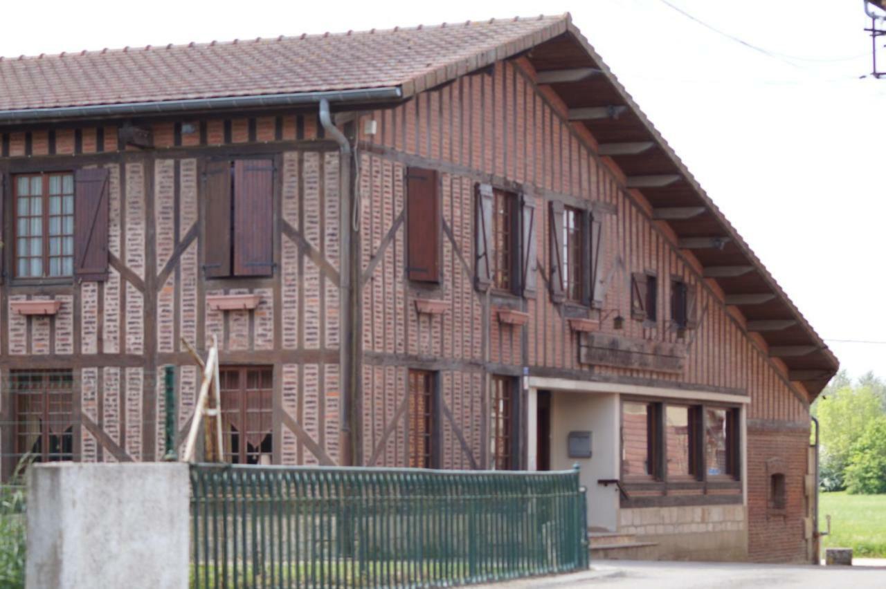 Bed and Breakfast Le Moulin D'Eclaron Экстерьер фото